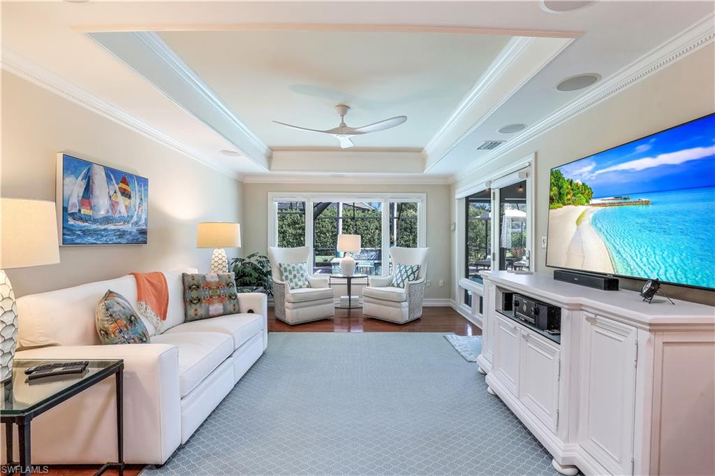 MOORINGS - Residential