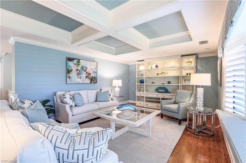 MOORINGS - Residential