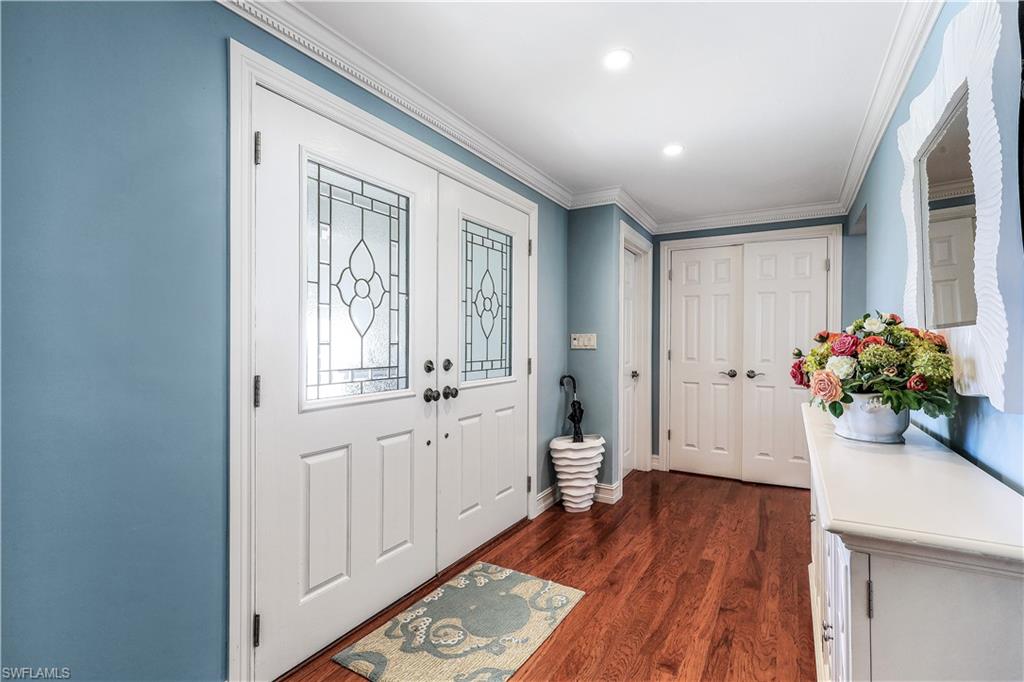 MOORINGS - Residential