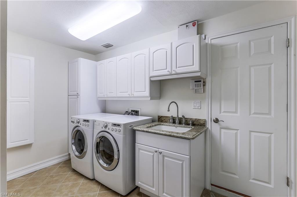 MOORINGS - Residential