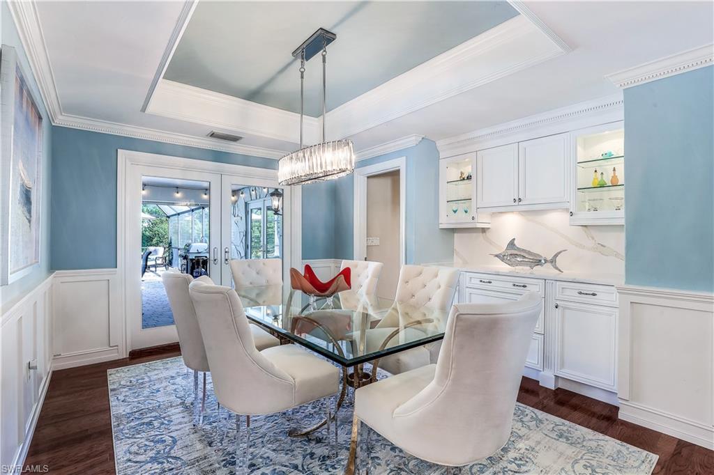 MOORINGS - Residential