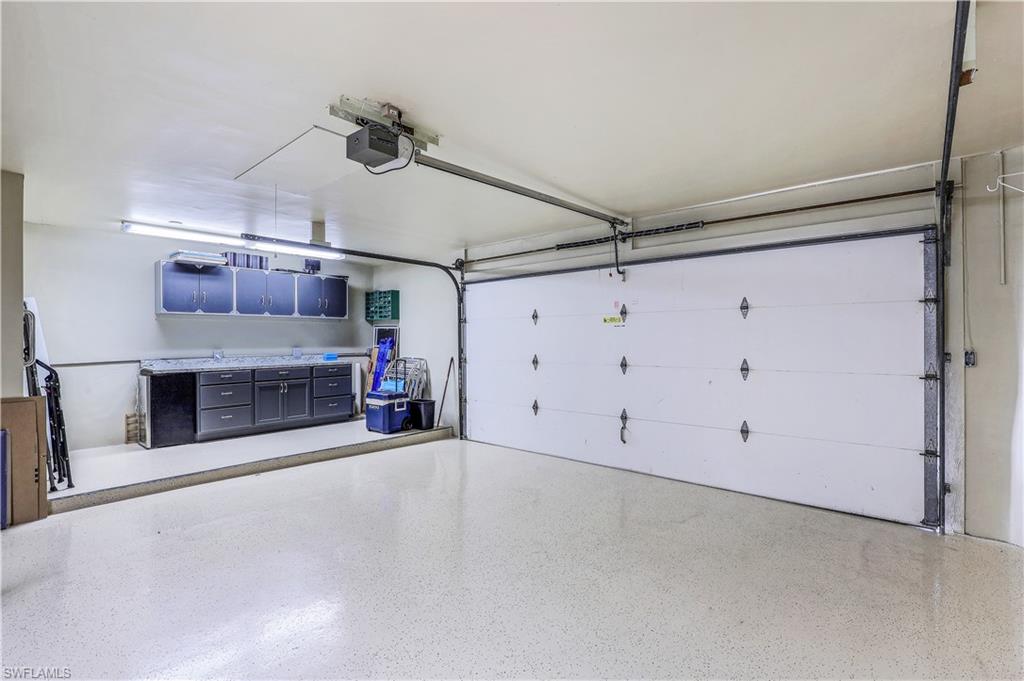 MOORINGS - Residential