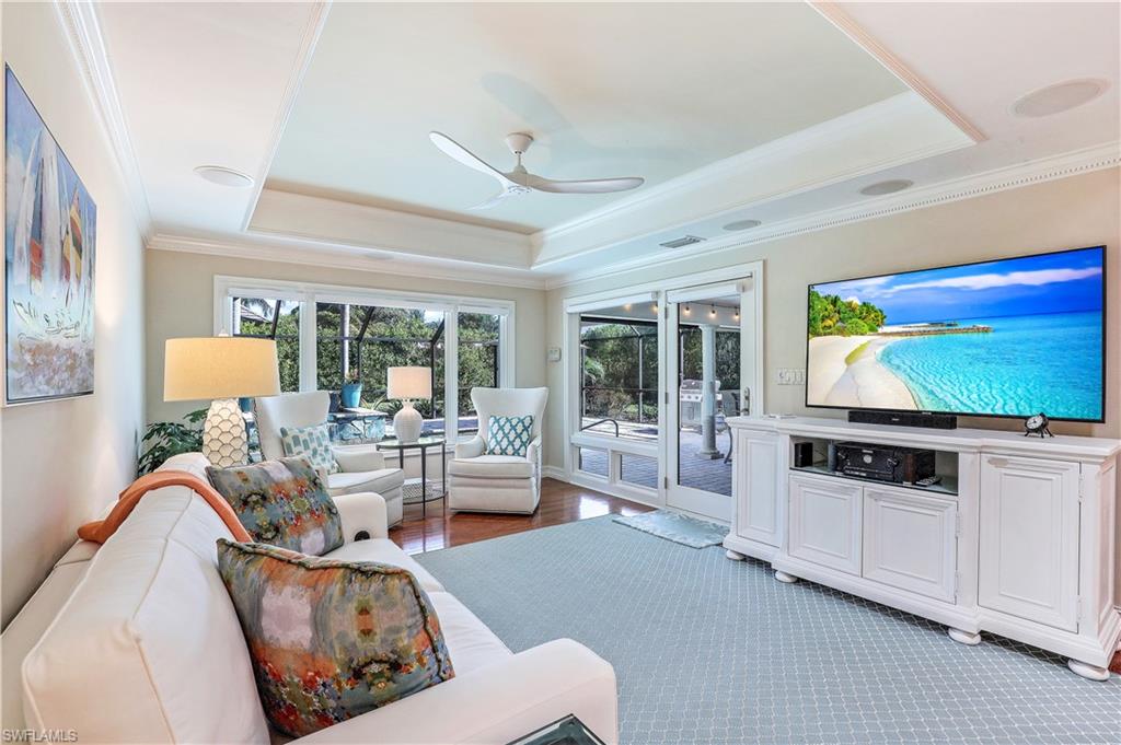 MOORINGS - Residential