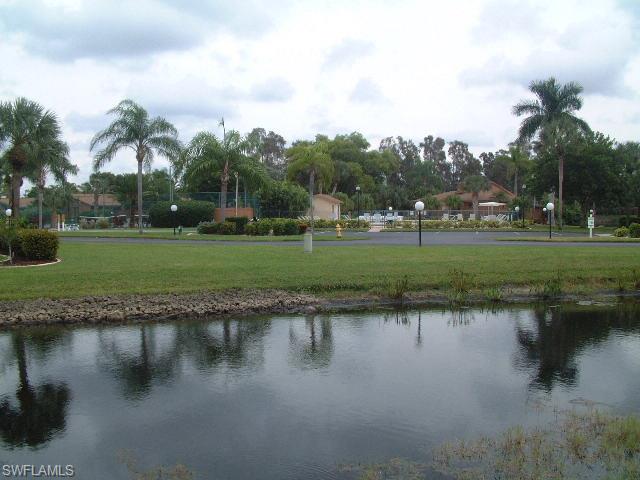 ROYAL WOODS - Residential