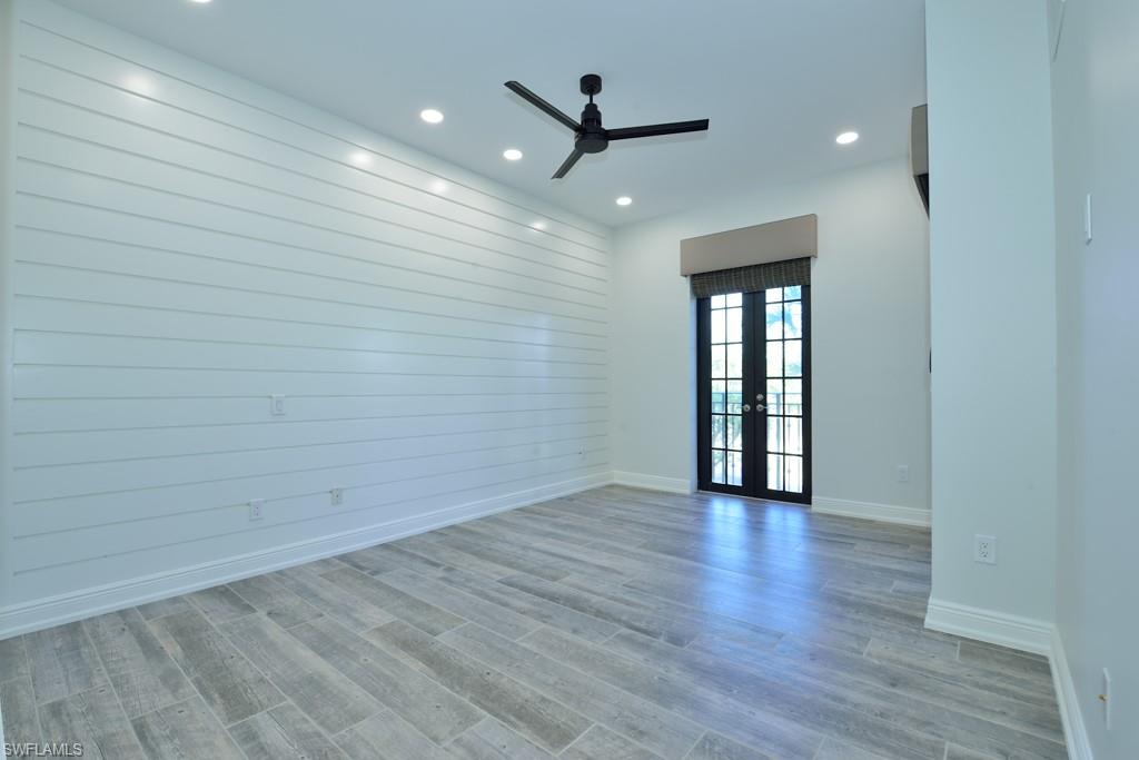 THE RESIDENCES AT COCONUT POINT - Residential Lease