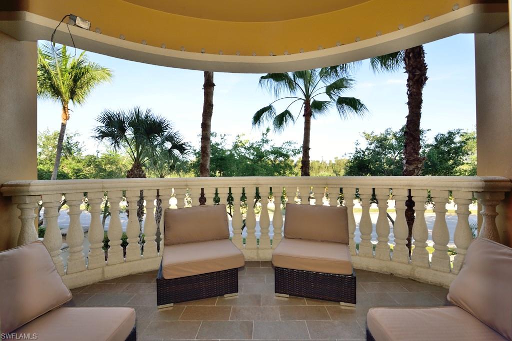 THE RESIDENCES AT COCONUT POINT - Residential Lease