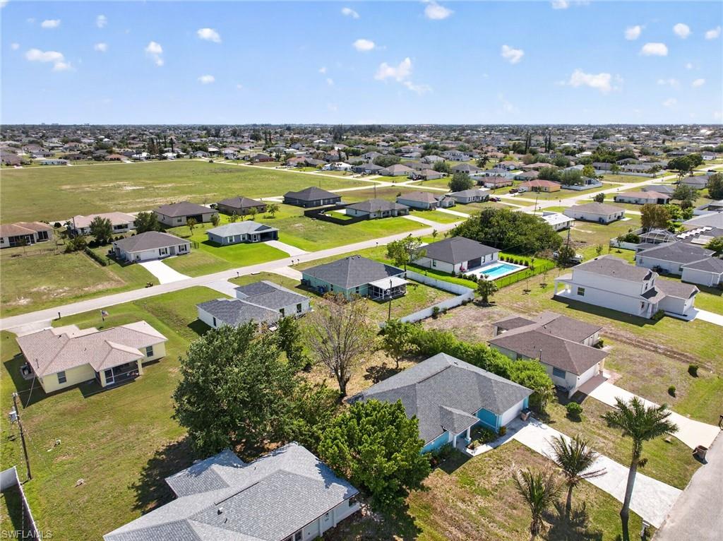 CAPE CORAL - Residential