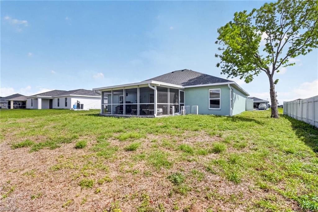 CAPE CORAL - Residential