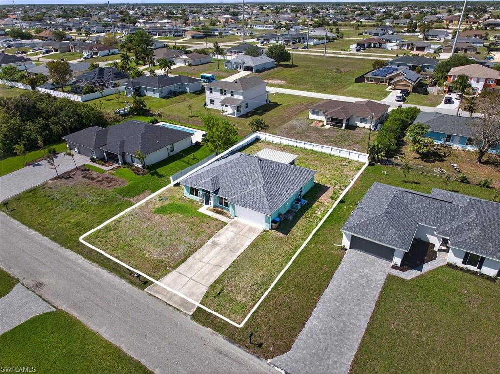CAPE CORAL - Residential