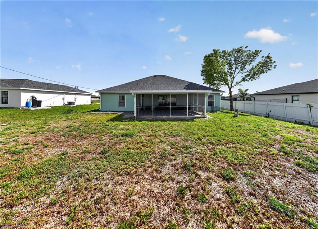 CAPE CORAL - Residential