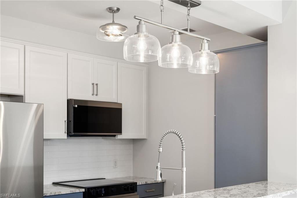 THE RESIDENCES AT COCONUT POINT - Residential