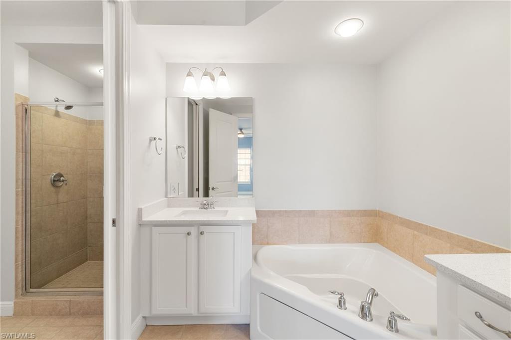 THE RESIDENCES AT COCONUT POINT - Residential