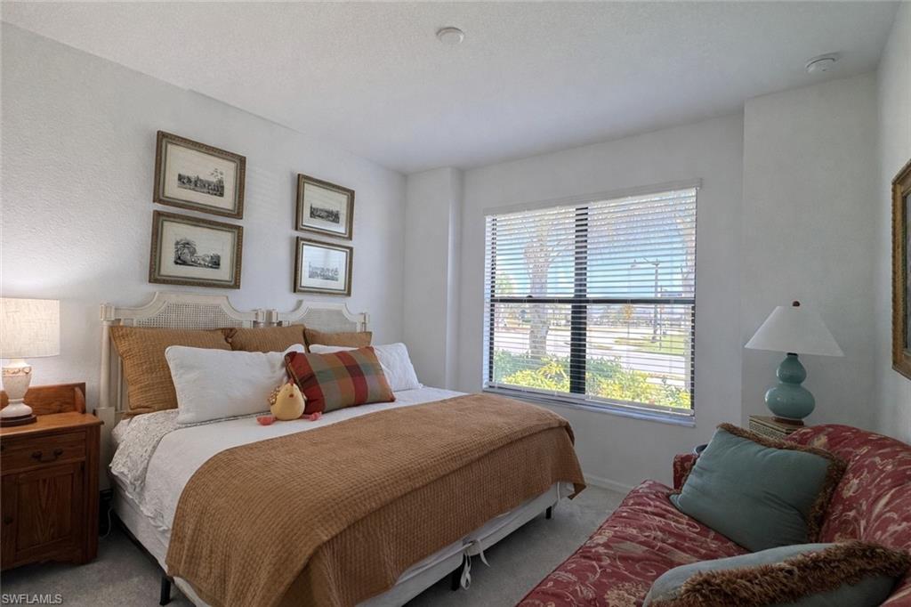 PORTICO - Residential