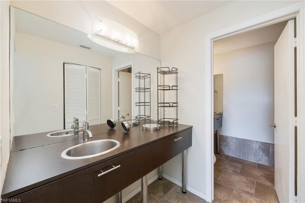 WINDWOOD - Residential