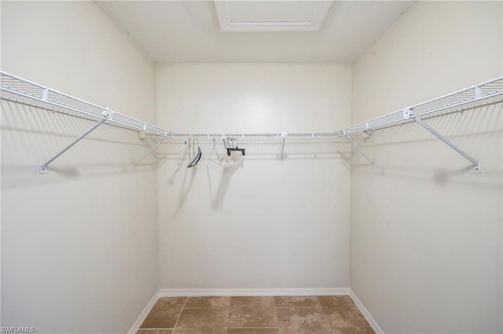 WINDWOOD - Residential