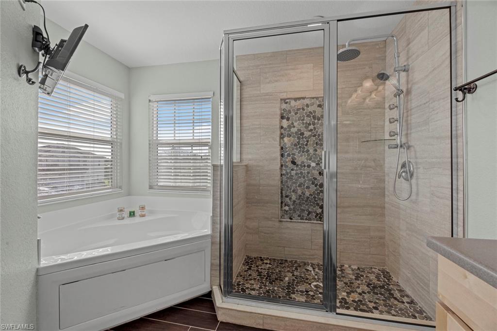 HEATHERWOOD LAKES - Residential