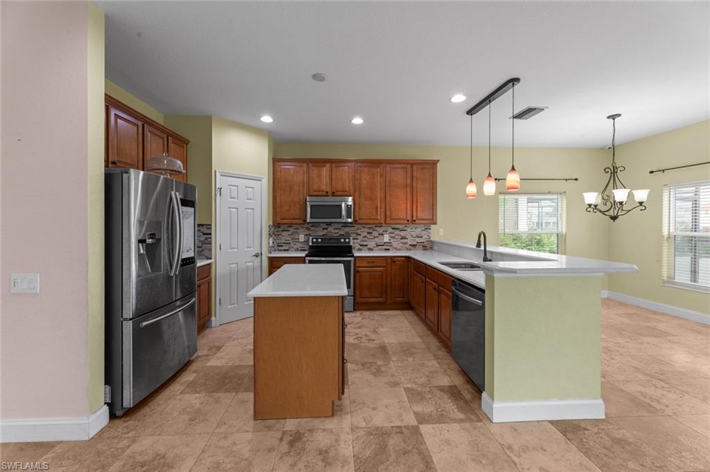 HEATHERWOOD LAKES - Residential