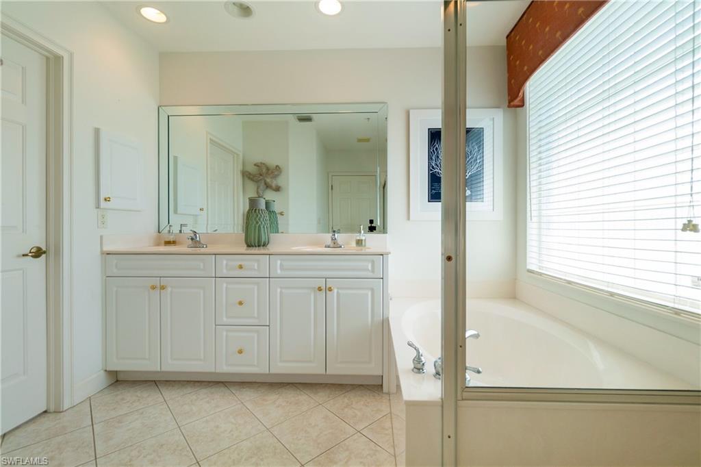 EMERALD ISLE - Residential