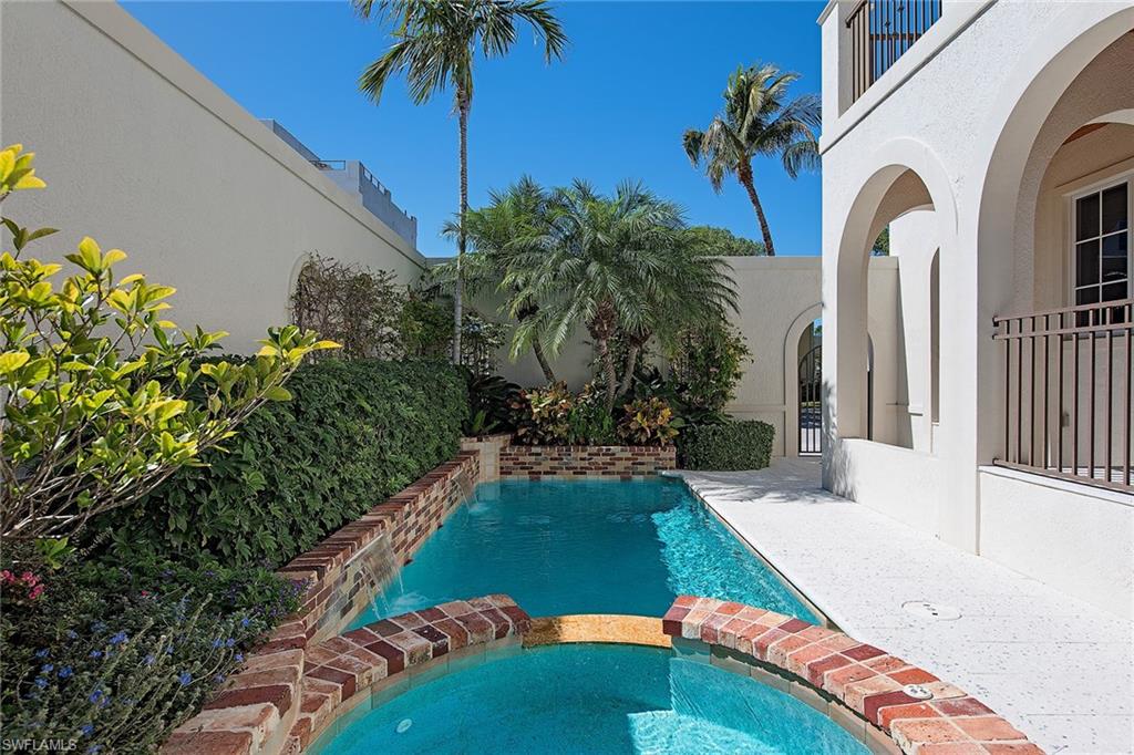 TRE VILLE - Residential