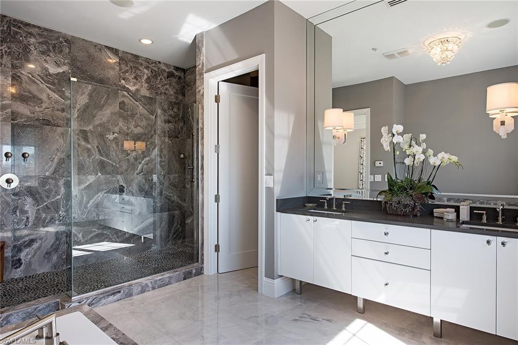 TRE VILLE - Residential