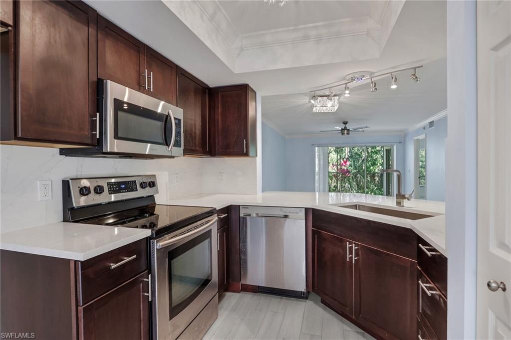 WIGGINS LAKES AND PRESERVES - Residential