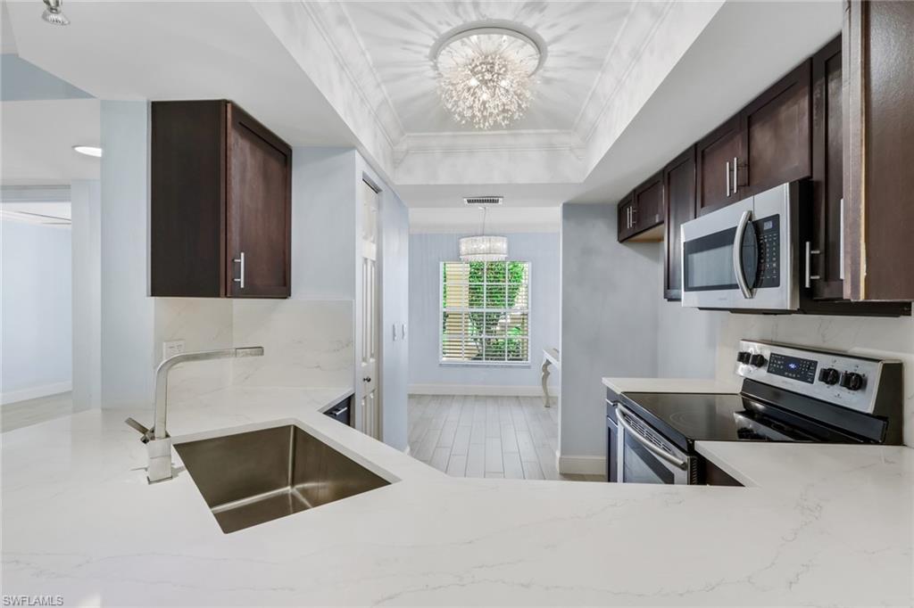 WIGGINS LAKES AND PRESERVES - Residential