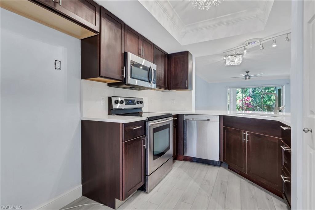 WIGGINS LAKES AND PRESERVES - Residential