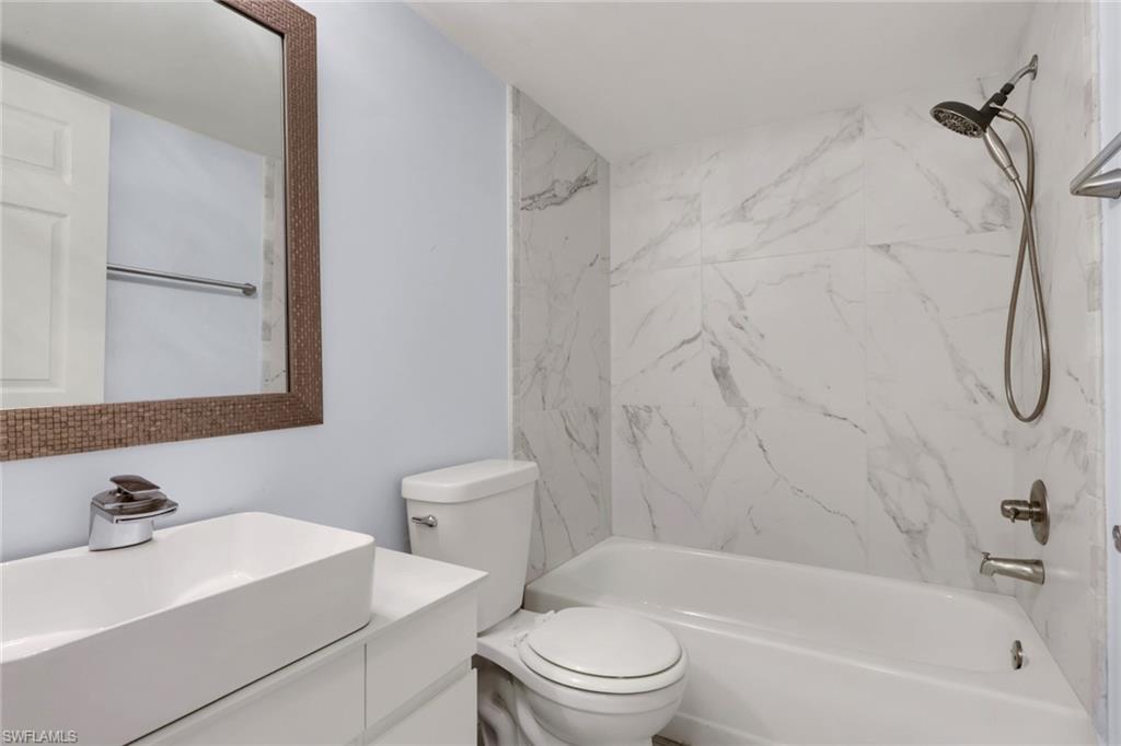 WIGGINS LAKES AND PRESERVES - Residential