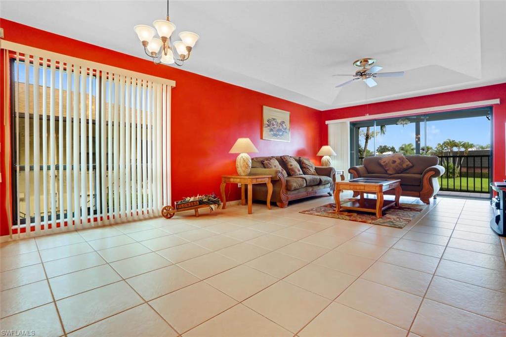 FOUNTAINS V - Residential