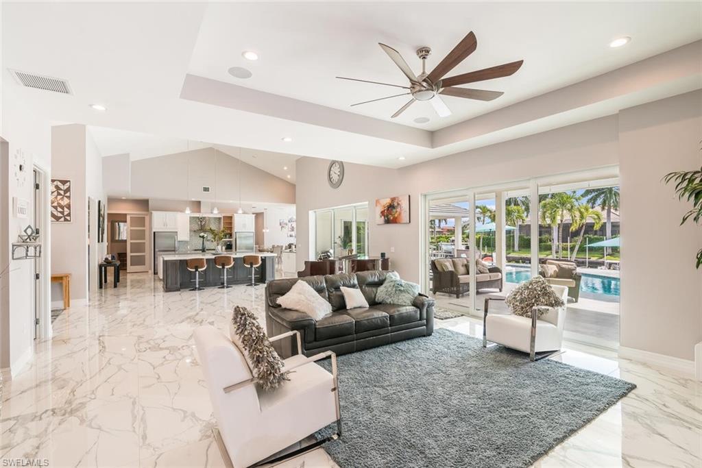 MARCO BEACH - Residential