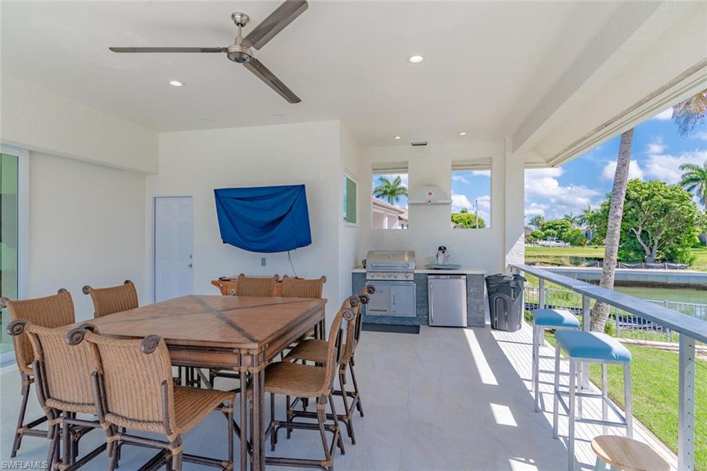 MARCO BEACH - Residential