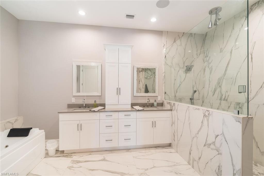 MARCO BEACH - Residential