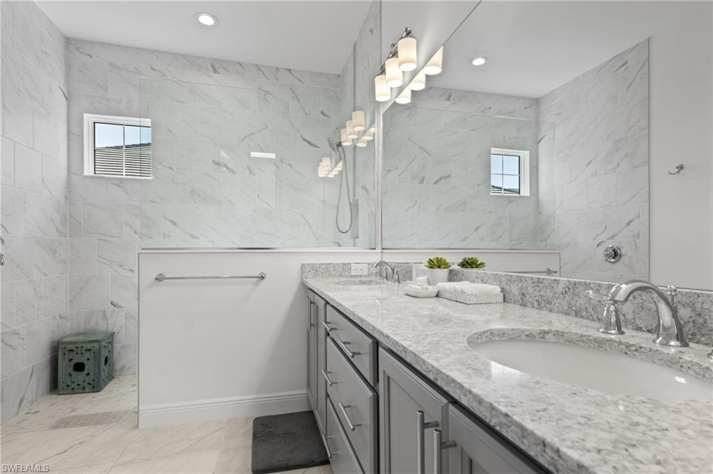 SPARROW CAY - Residential