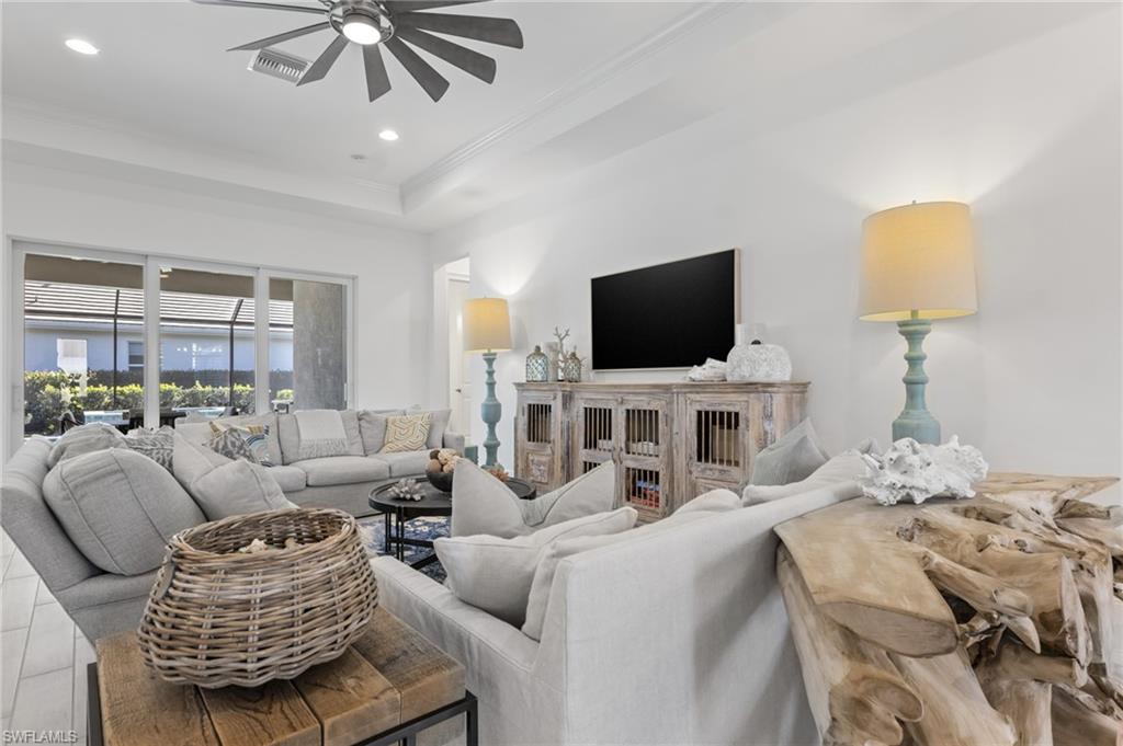 SPARROW CAY - Residential