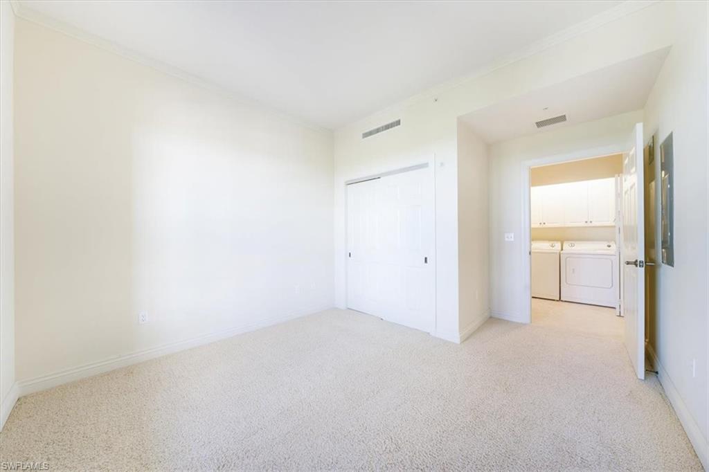 THE RESIDENCES AT LA PIAZZA - Residential