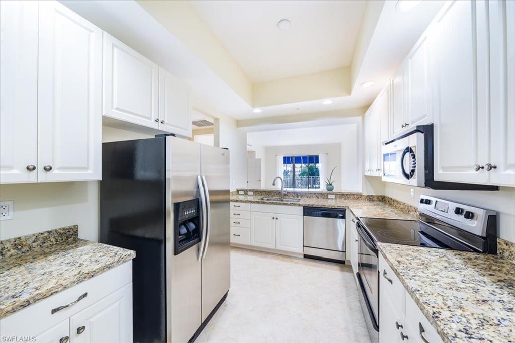 THE RESIDENCES AT LA PIAZZA - Residential