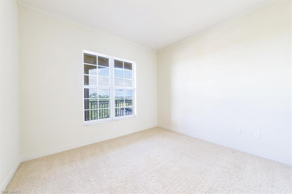 THE RESIDENCES AT LA PIAZZA - Residential