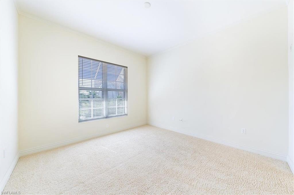 THE RESIDENCES AT LA PIAZZA - Residential