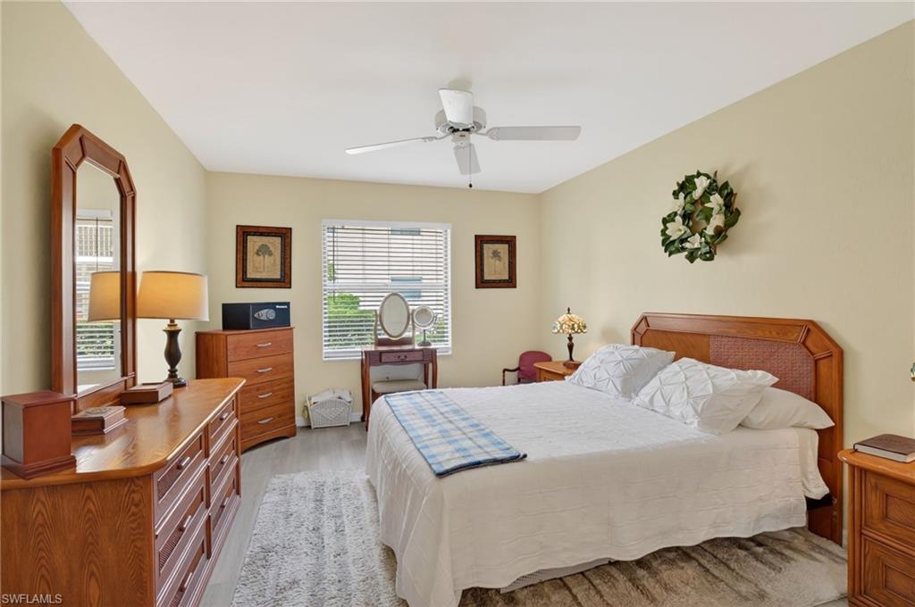 FOXMOOR VILLAGE CONDO - Residential