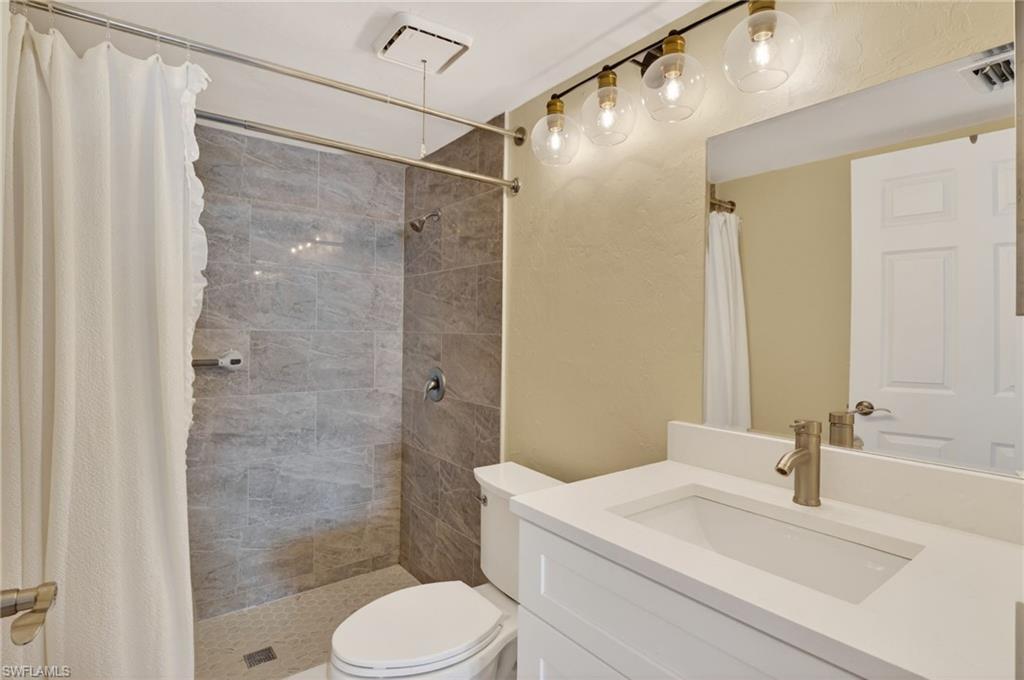 FOXMOOR VILLAGE CONDO - Residential