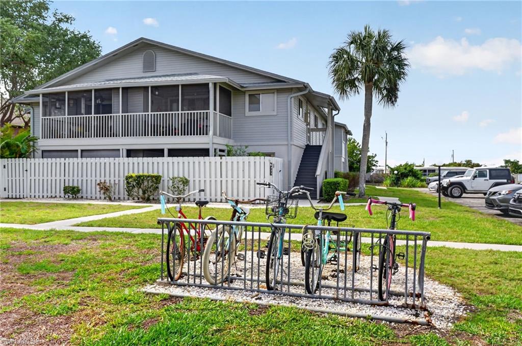 FOXMOOR VILLAGE CONDO - Residential