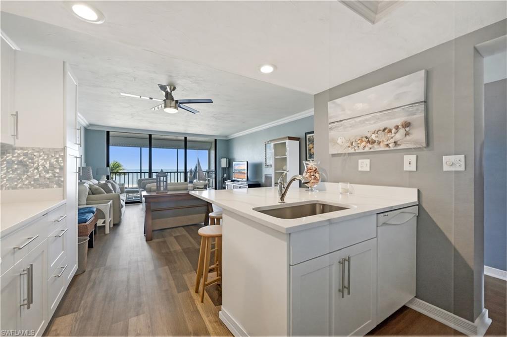 SEASCAPE CONDO - Residential