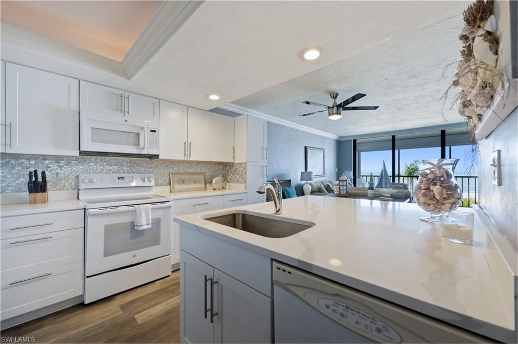 SEASCAPE CONDO - Residential