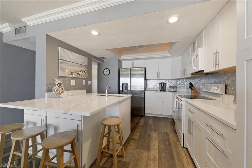 SEASCAPE CONDO - Residential