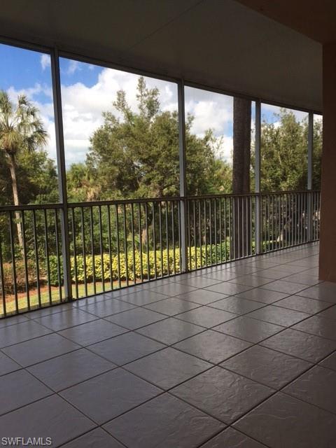 VINTAGE BAY - Residential