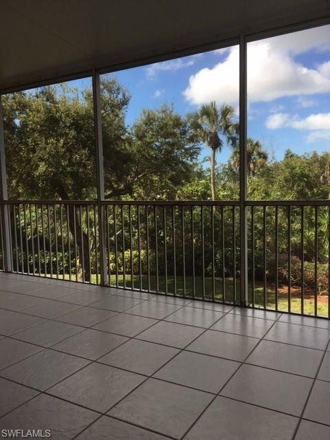 VINTAGE BAY - Residential