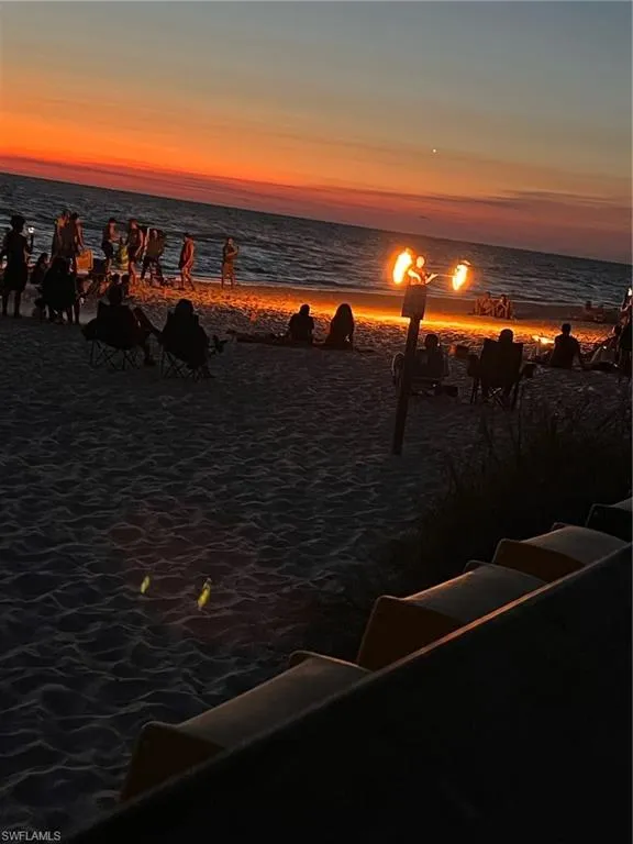 Naples, Florida 34103, United States, 1 Bedroom Bedrooms, ,2 BathroomsBathrooms,Residential,Pending,27913