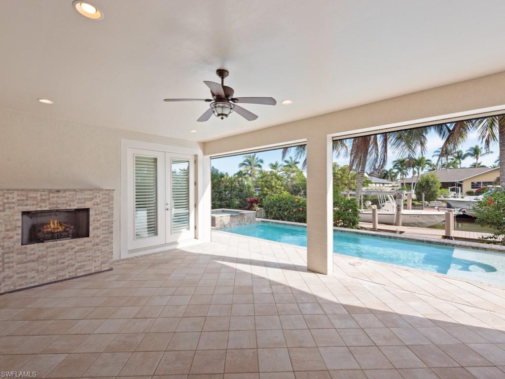 GOLDEN SHORES - Residential