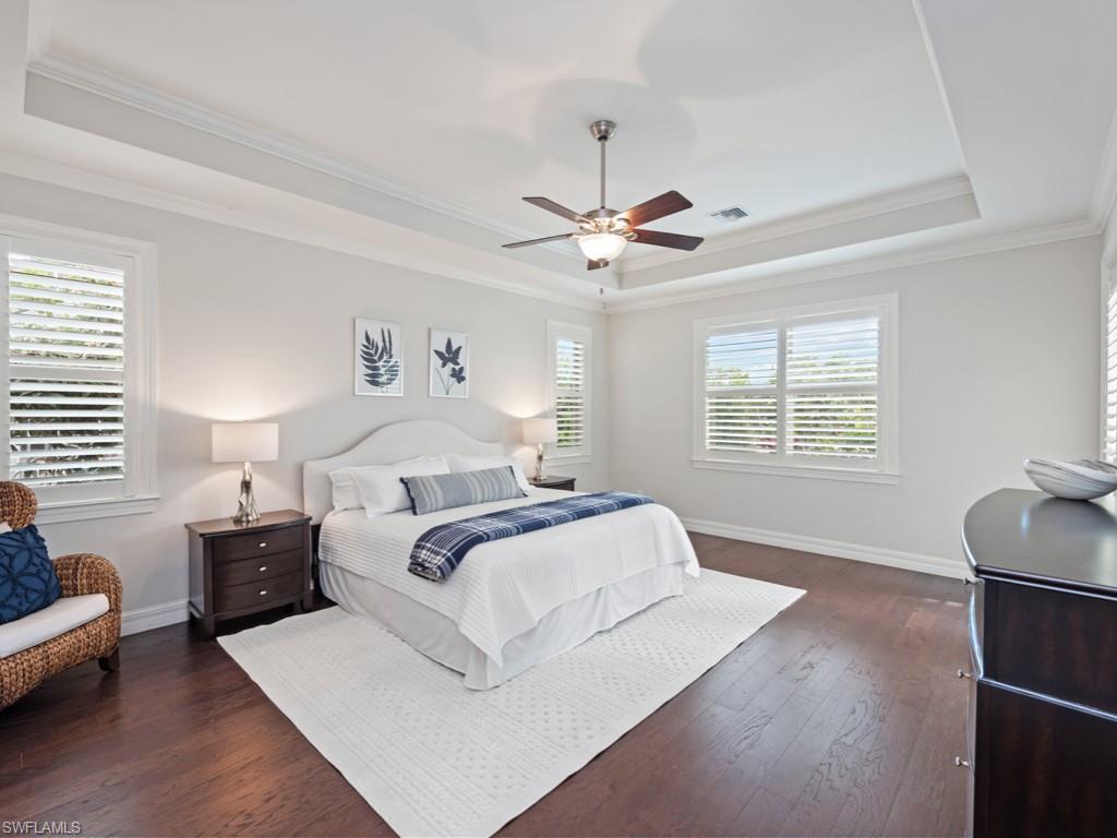 GOLDEN SHORES - Residential