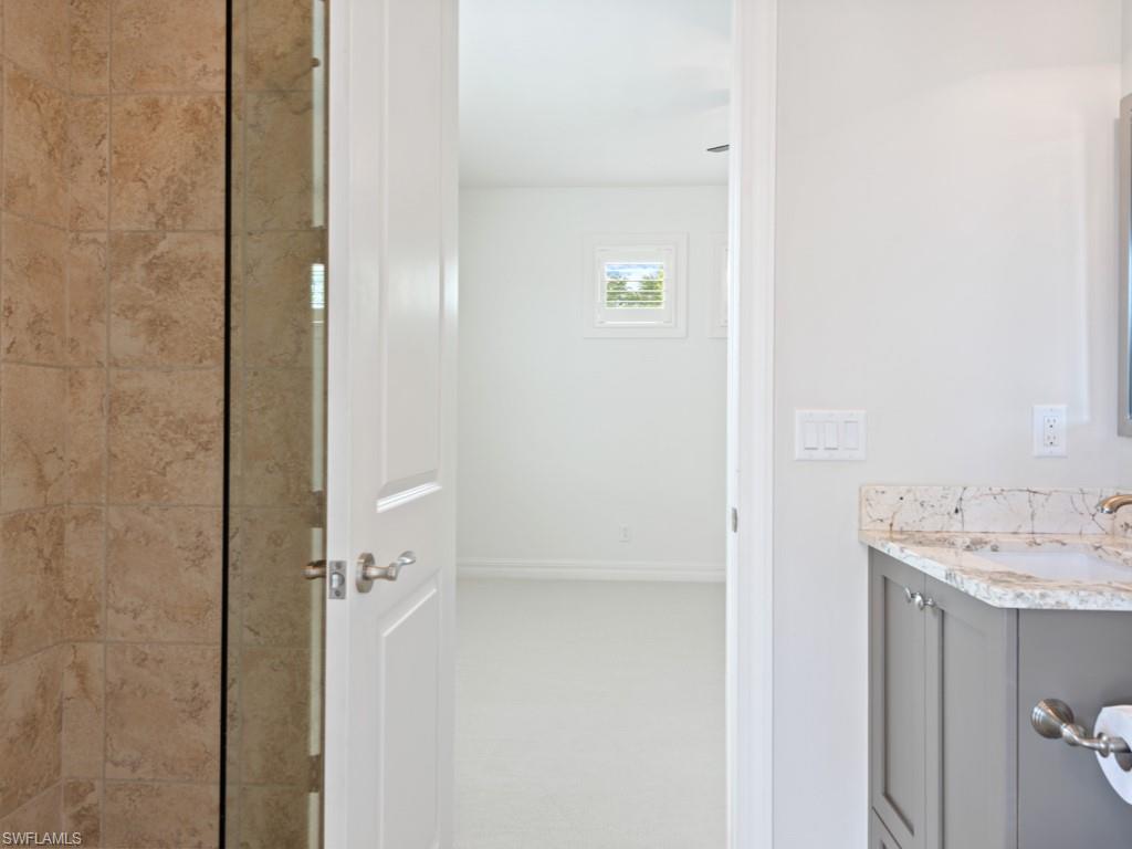 GOLDEN SHORES - Residential